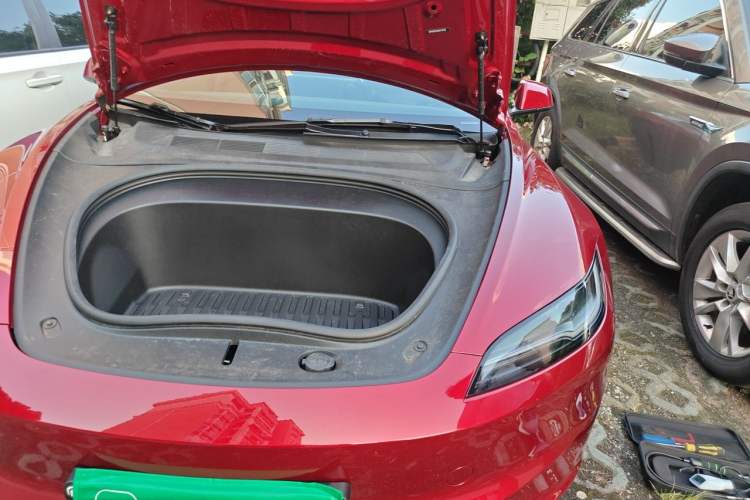 Used Tesla Model 3 2025 Model Long-Range Rear-Wheel-Drive Version Engine Bay Left