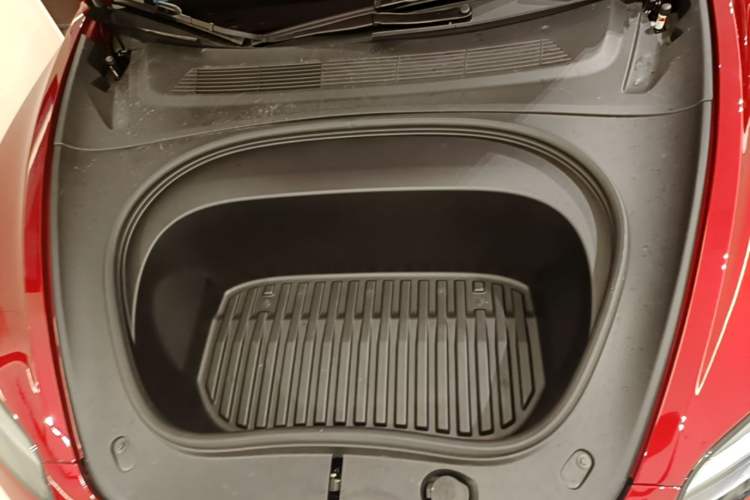 Used Tesla Model 3 2025 Rear-Wheel-Drive Version Engine Bay