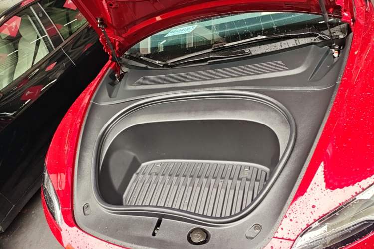 Used Tesla Model 3 2025 Model Revised Rear-Wheel-Drive Version Engine Bay