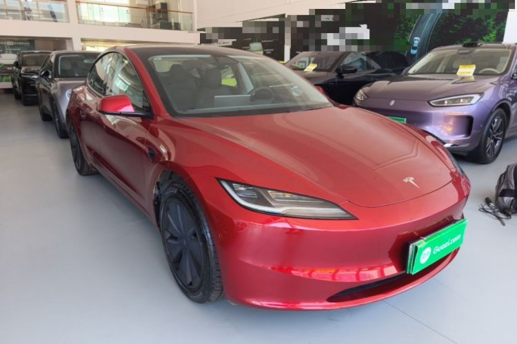 Used Tesla Model 3 2025 Rear-Wheel-Drive Version Front Right 45 Deg