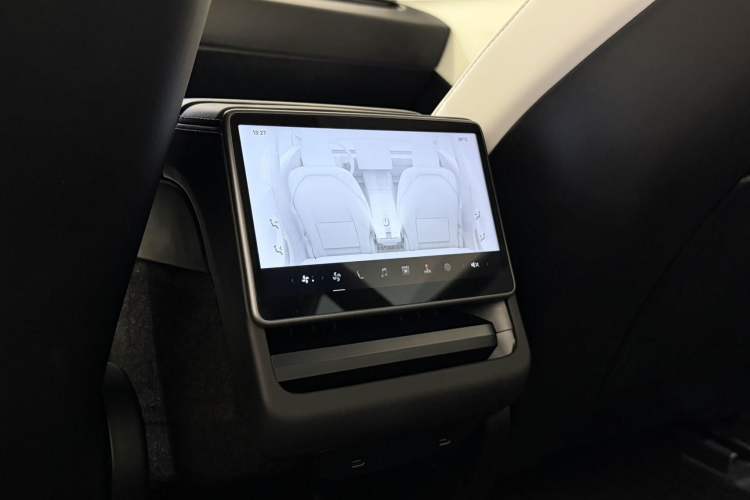 Used Tesla Model 3 2025 Rear-Wheel-Drive Version Interior 2