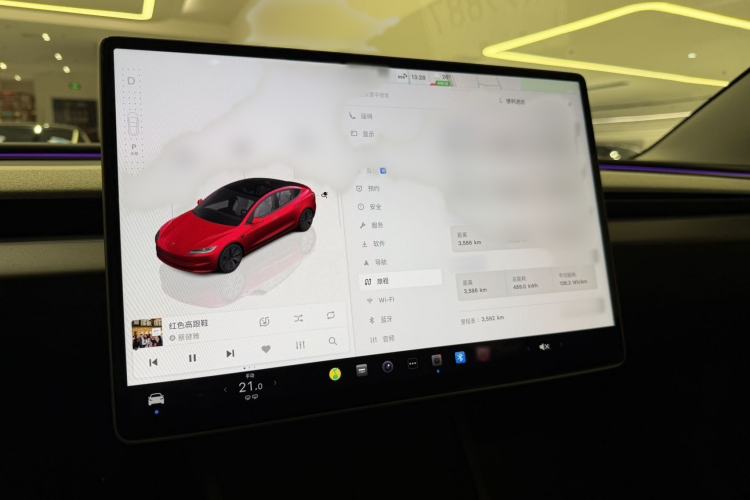 Used Tesla Model 3 2025 Rear-Wheel-Drive Version Interior 3