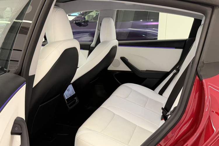 Used Tesla Model 3 2025 Rear-Wheel-Drive Version Interior 6