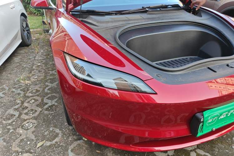 Used Tesla Model 3 2025 Model Long-Range Rear-Wheel-Drive Version Right Front Headlight