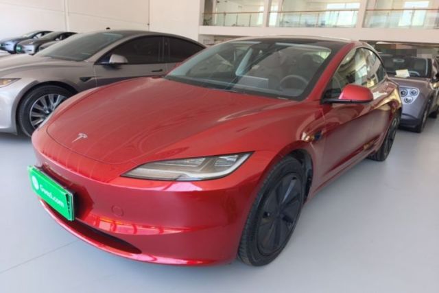 Used Tesla Model 3 2025 Rear-Wheel-Drive Version