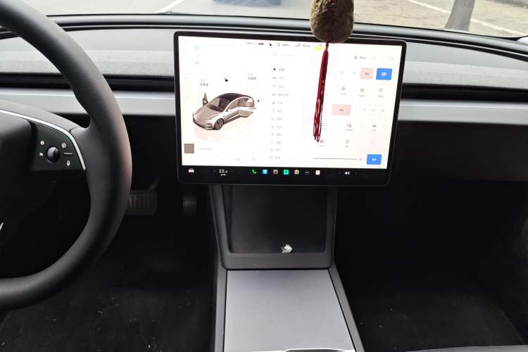 Used Tesla Model 3 2025 Rear-Wheel-Drive Version Audio And AC Panel