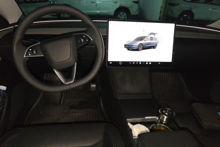 Used Tesla Model 3 2025 Rear-Wheel-Drive Version Center Console