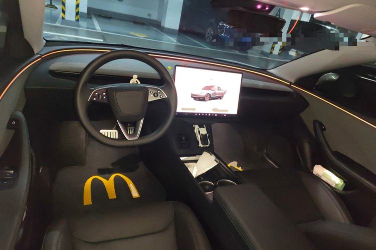 Used Tesla Model 3 2025 Rear-Wheel-Drive Version Center Console