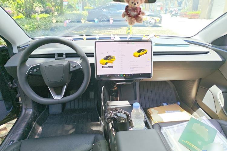 Used Tesla Model 3 2025 Model Revised Rear-Wheel-Drive Version Center Console