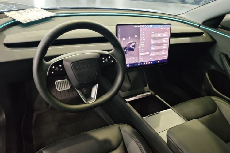 Used Tesla Model 3 2025 Rear-Wheel-Drive Version Center Console