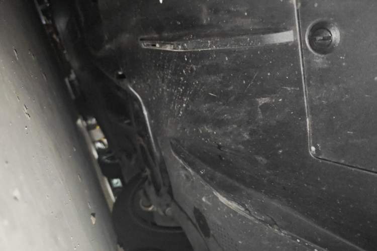 Used Tesla Model 3 2025 Long-Range All-Wheel-Drive Version Chassis Front