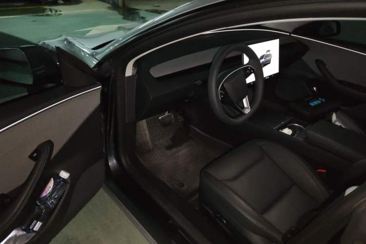 Used Tesla Model 3 2025 Rear-Wheel-Drive Version Driver Seat