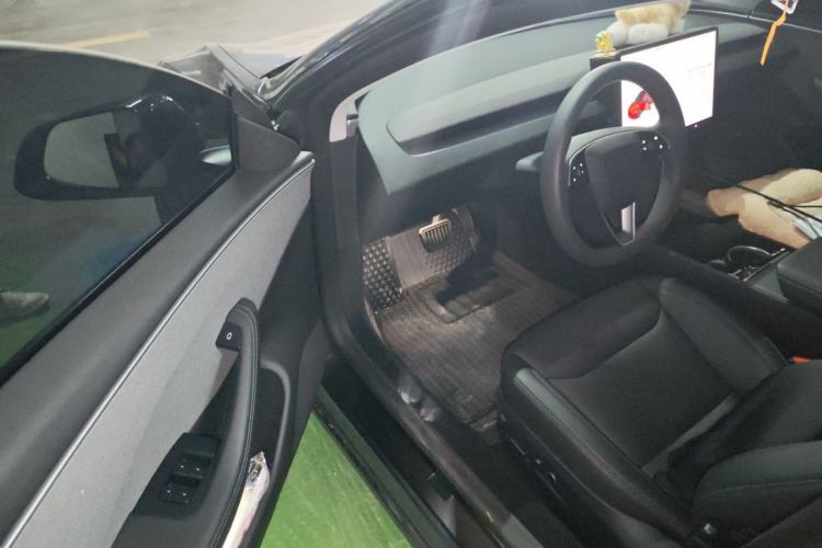 Used Tesla Model 3 2025 Rear-Wheel-Drive Version Driver Seat