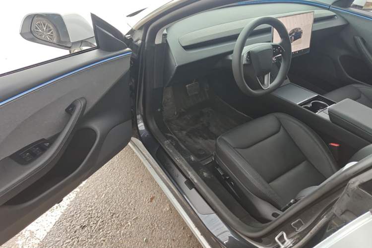 Used Tesla Model 3 2025 Rear-Wheel-Drive Version Driver Seat
