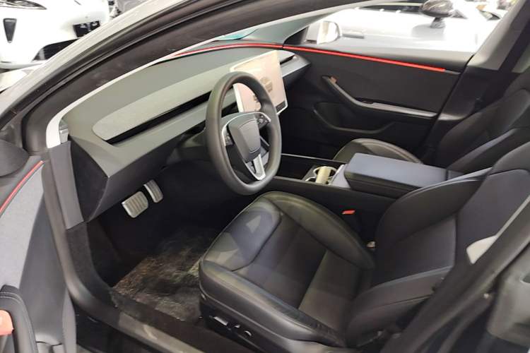 Used Tesla Model 3 2025 Rear-Wheel-Drive Version Driver Seat