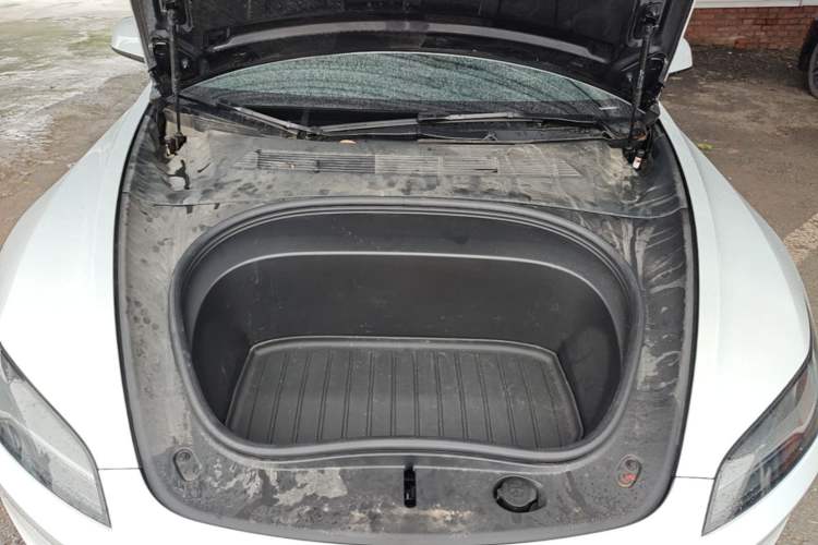 Used Tesla Model 3 2025 Rear-Wheel-Drive Version Engine Bay