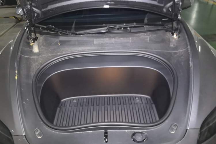 Used Tesla Model 3 2025 Rear-Wheel-Drive Version Engine Bay
