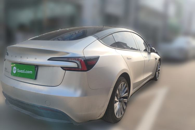Used Tesla Model 3 2025 Rear-Wheel-Drive Version Exterior 5