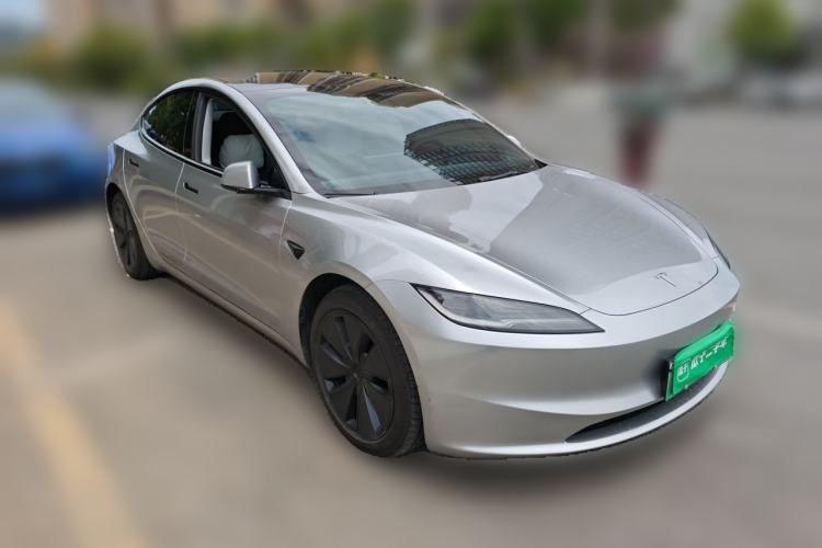 Used Tesla Model 3 2025 Rear-Wheel-Drive Version Front Right 45 Deg