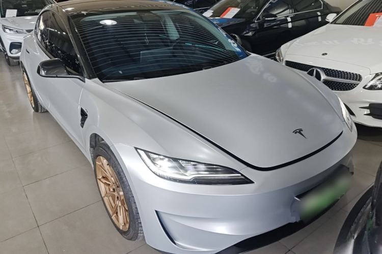 Used Tesla Model 3 2025 Model Revised Rear-Wheel-Drive Version Front Right 45 Deg