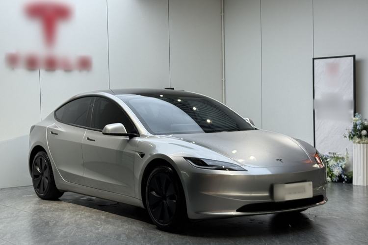 Used Tesla Model 3 2025 Rear-Wheel-Drive Version Front Right 45 Deg