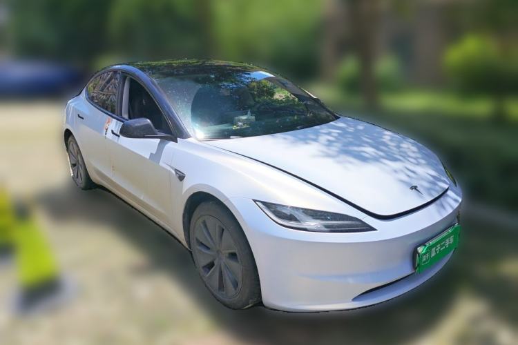 Used Tesla Model 3 2025 Model Revised Rear-Wheel-Drive Version Front Right 45 Deg