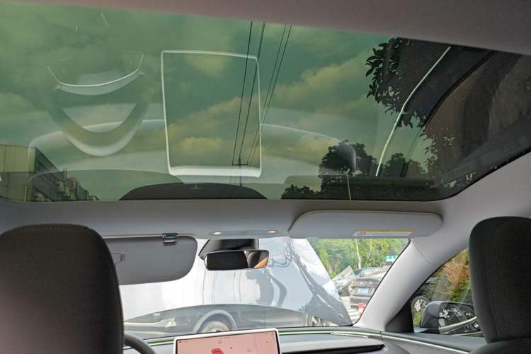 Used Tesla Model 3 2025 Model Revised Rear-Wheel-Drive Version Headliner