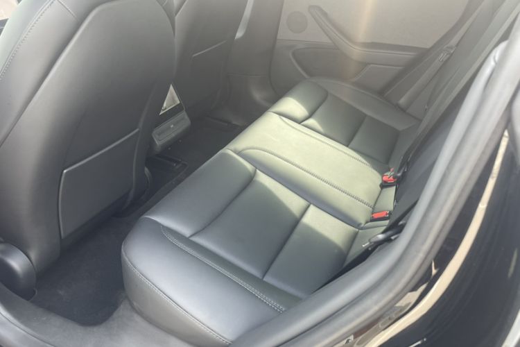 Used Tesla Model 3 2025 Rear-Wheel-Drive Version Interior 5