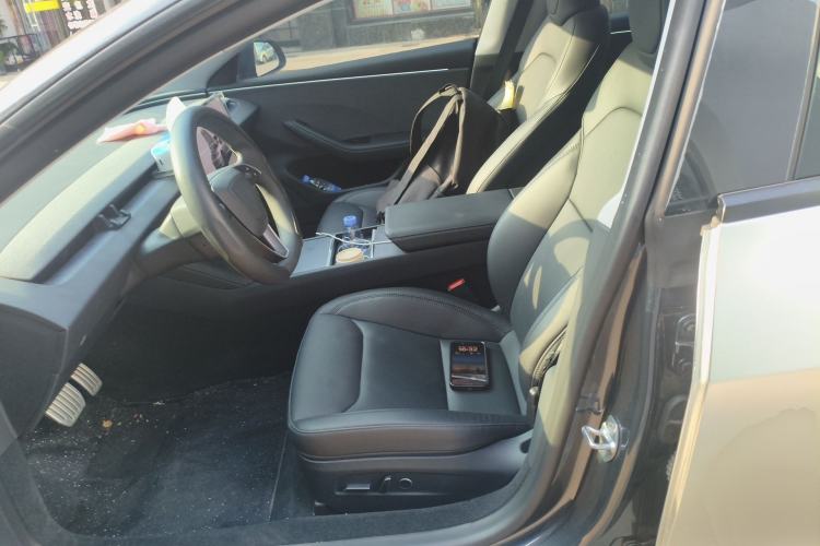 Used Tesla Model 3 2025 Rear-Wheel-Drive Version Left Front Seat