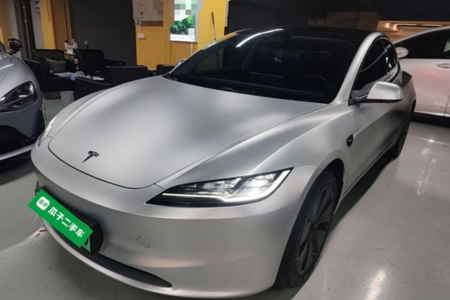 Tesla Model 3 2025 Rear-Wheel-Drive Version usata