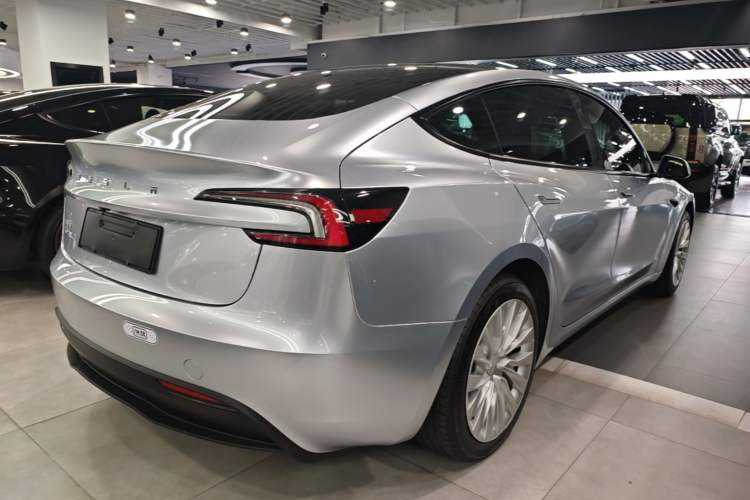 Used Tesla Model 3 2025 Rear-Wheel-Drive Version Rear Right 45 Deg