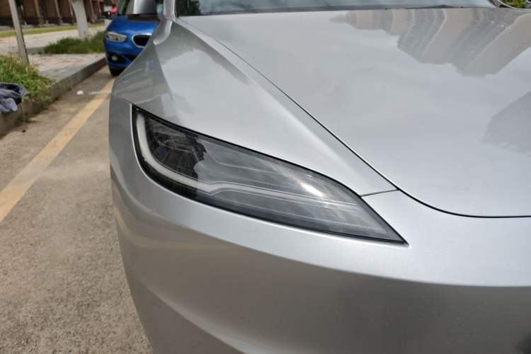 Used Tesla Model 3 2025 Rear-Wheel-Drive Version Right Front Headlight