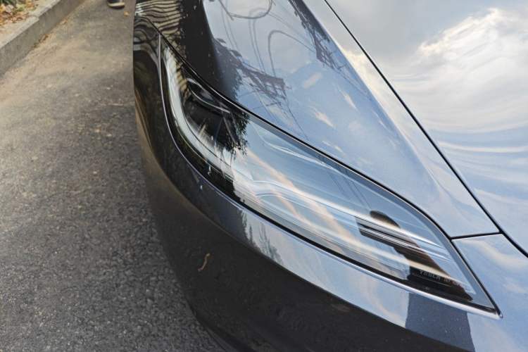 Used Tesla Model 3 2025 Model Revised Rear-Wheel-Drive Version Right Front Headlight