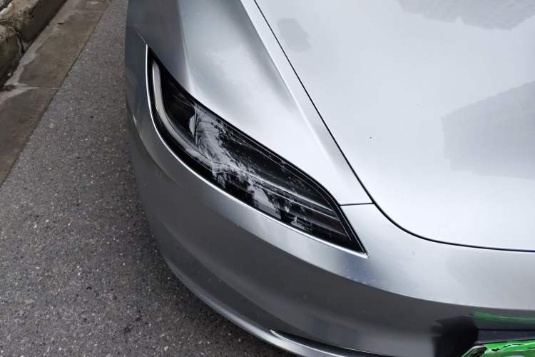 Used Tesla Model 3 2025 Rear-Wheel-Drive Version Right Front Headlight