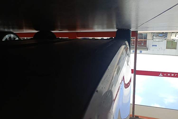 Used Tesla Model 3 2025 Rear-Wheel-Drive Version Right Side Sill