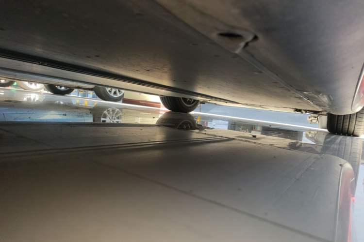 Used Tesla Model 3 2025 Rear-Wheel-Drive Version Right Side Sill