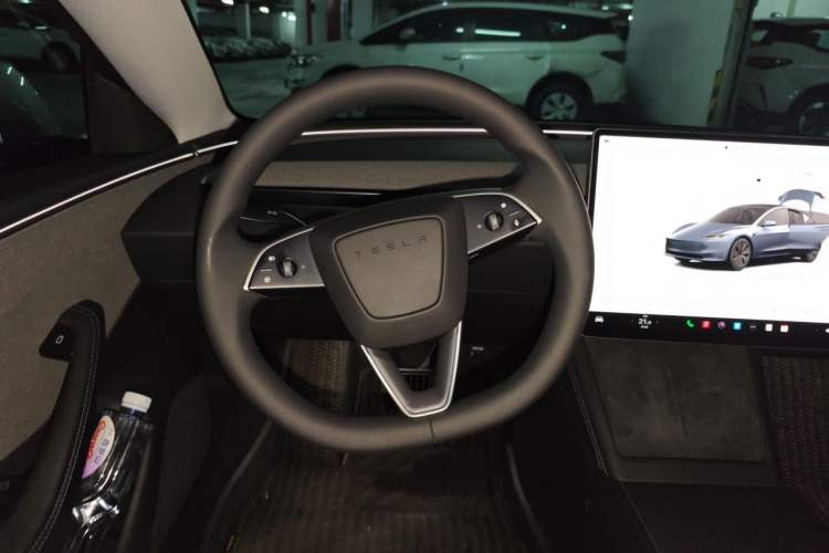 Used Tesla Model 3 2025 Rear-Wheel-Drive Version Steering Wheel