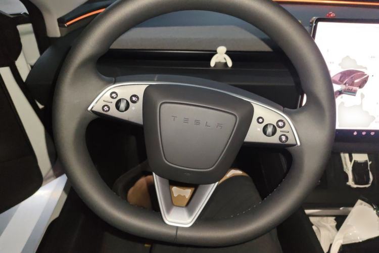 Used Tesla Model 3 2025 Rear-Wheel-Drive Version Steering Wheel