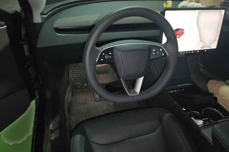 Used Tesla Model 3 2025 Rear-Wheel-Drive Version Steering Wheel