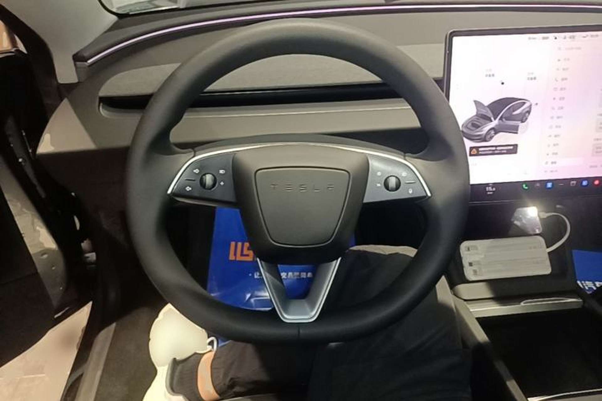 Used Tesla Model 3 2025 Rear-Wheel-Drive Version Steering Wheel