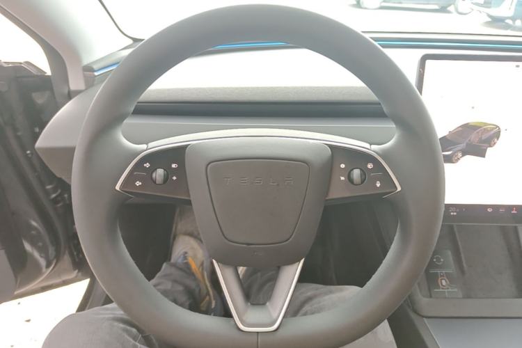Used Tesla Model 3 2025 Rear-Wheel-Drive Version Steering Wheel