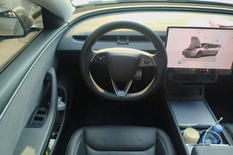 Used Tesla Model 3 2025 Rear-Wheel-Drive Version Steering Wheel