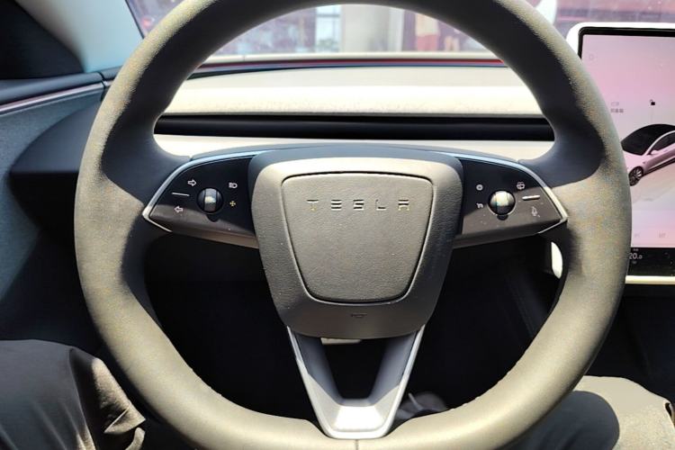 Used Tesla Model 3 2025 Rear-Wheel-Drive Version Steering Wheel