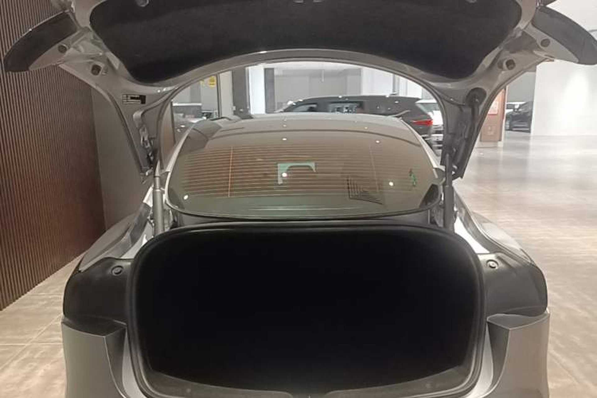 Used Tesla Model 3 2025 Rear-Wheel-Drive Version Trunk