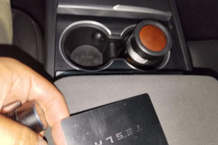 Used Tesla Model 3 2025 Rear-Wheel-Drive Version Vehicle Key