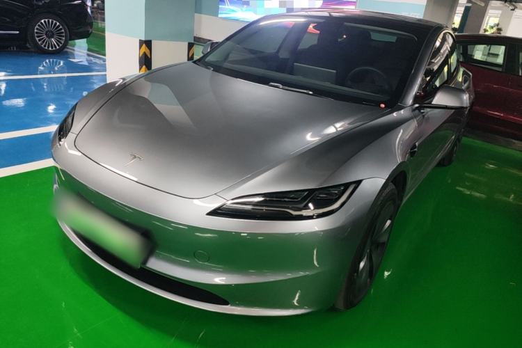 Tesla Model 3 2025 Model Long-Range Rear-Wheel-Drive Version