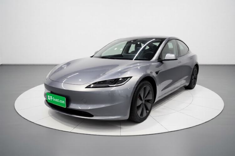 Tesla Model 3 2025 Rear-Wheel-Drive Version