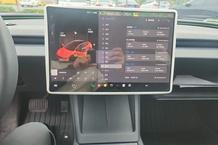 Used Tesla Model 3 2025 Rear-Wheel-Drive Version Audio And AC Panel