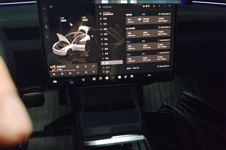 Used Tesla Model 3 2025 Rear-Wheel-Drive Version Audio And AC Panel