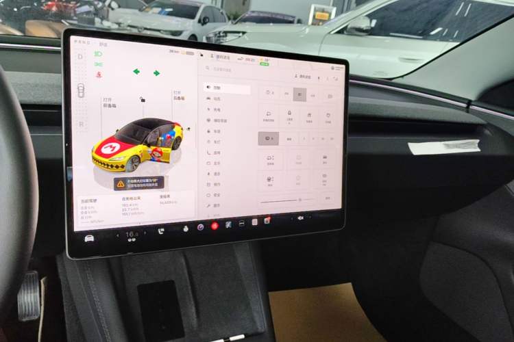 Used Tesla Model 3 2025 Rear-Wheel-Drive Version Audio And AC Panel